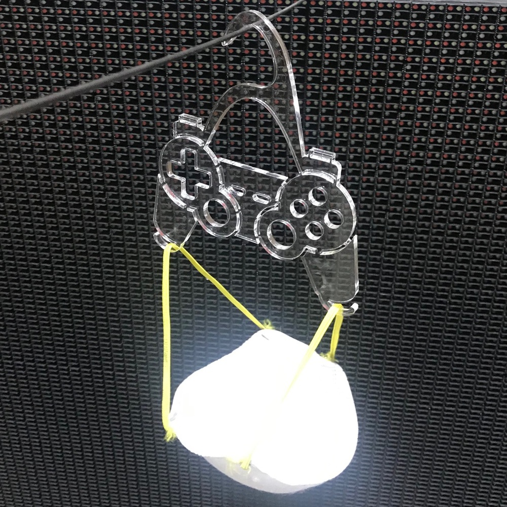 Clear Acrylic Face Mask Holder - Picture 5 of 8